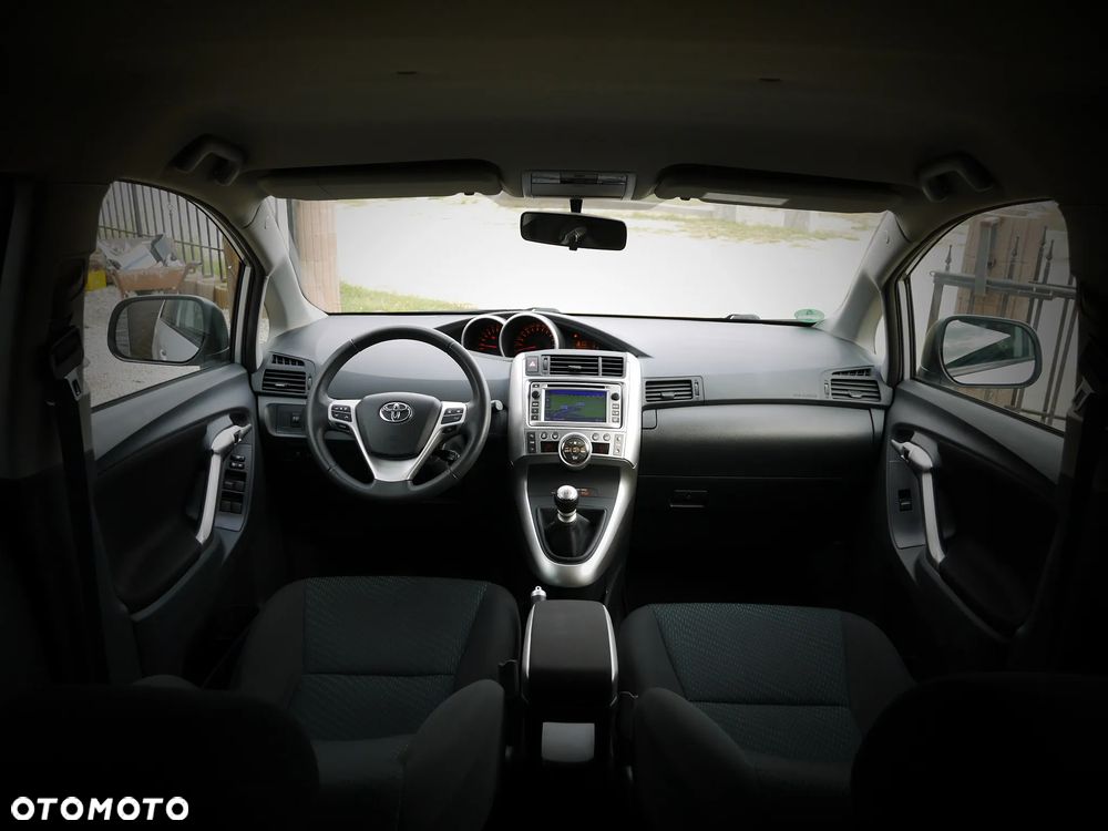 Toyota Verso - 10