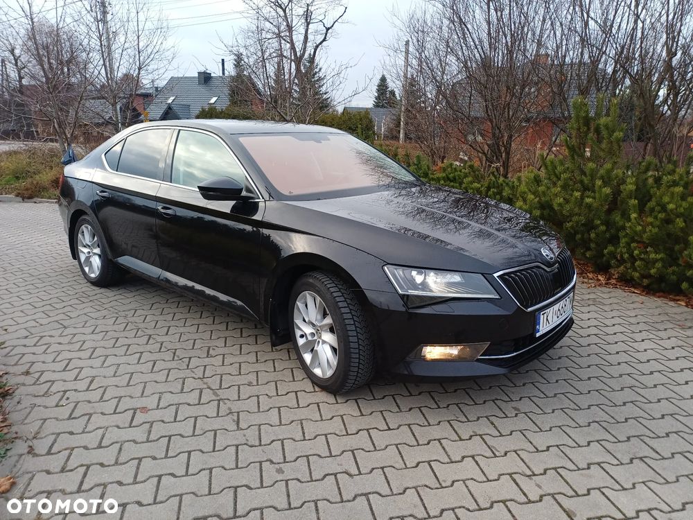 Skoda Superb 2.0 TDI Ambition - 21