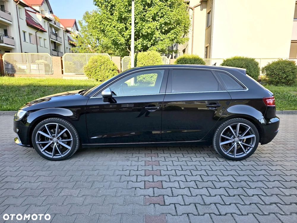 Audi A3 Sportback - 7