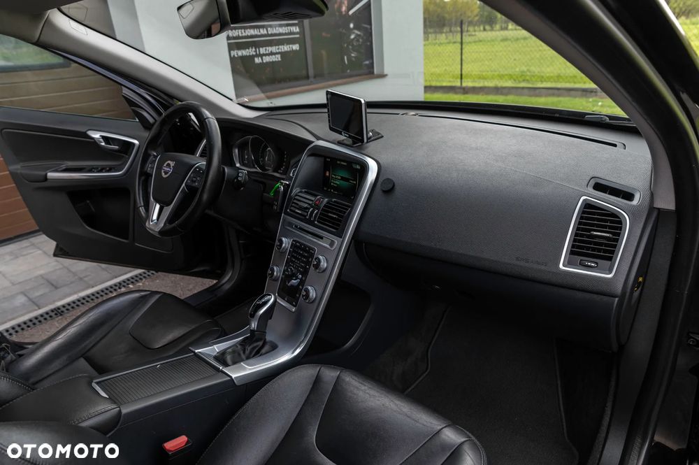 Volvo XC 60 - 26