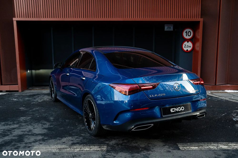 Mercedes-Benz CLA 220 mHEV 4-Matic AMG Line 8G-DCT - 16