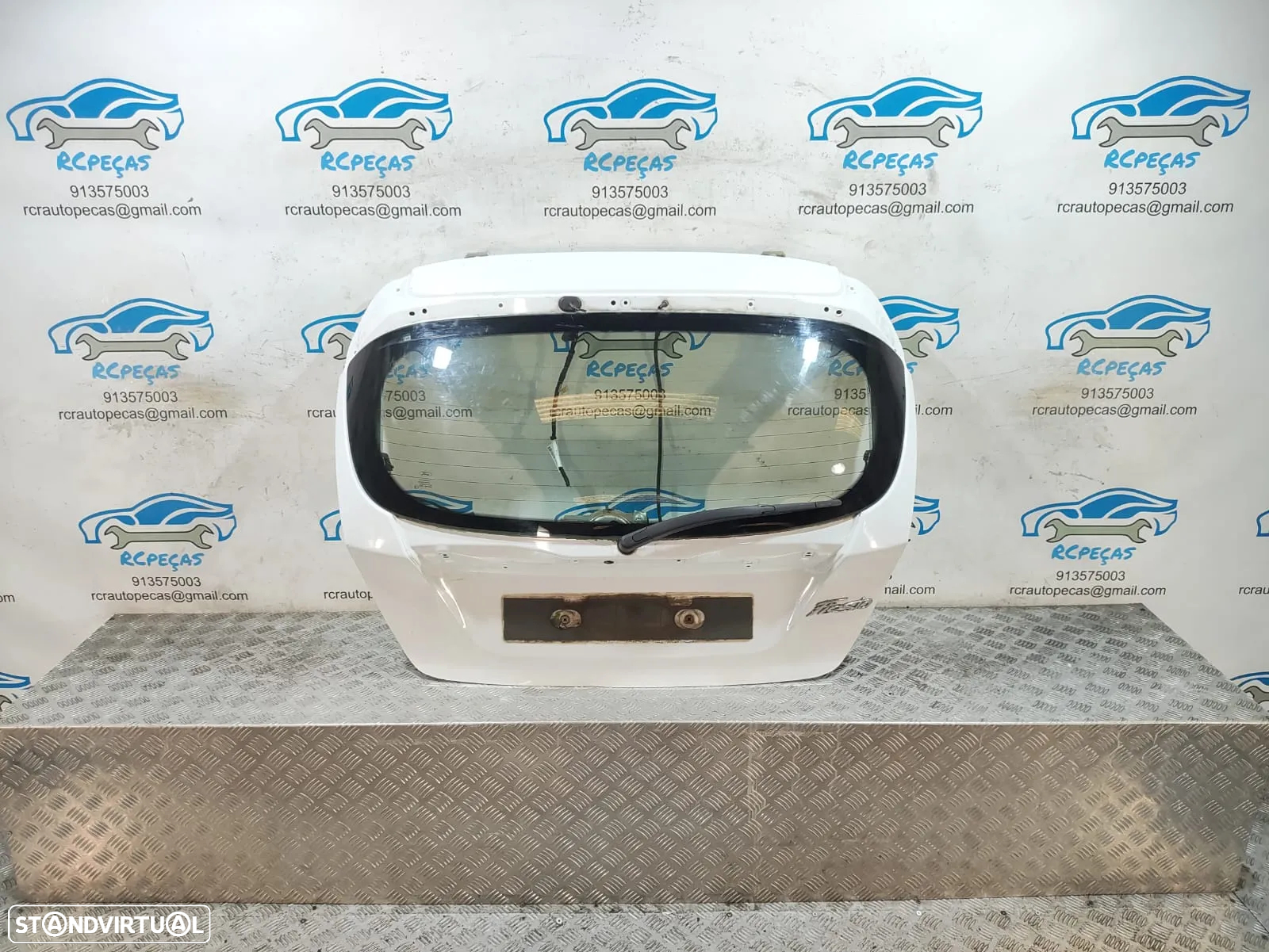 Porta / Tampa da Mala Ford Fiesta VI 6 MK6 em Branco / Branca - 3