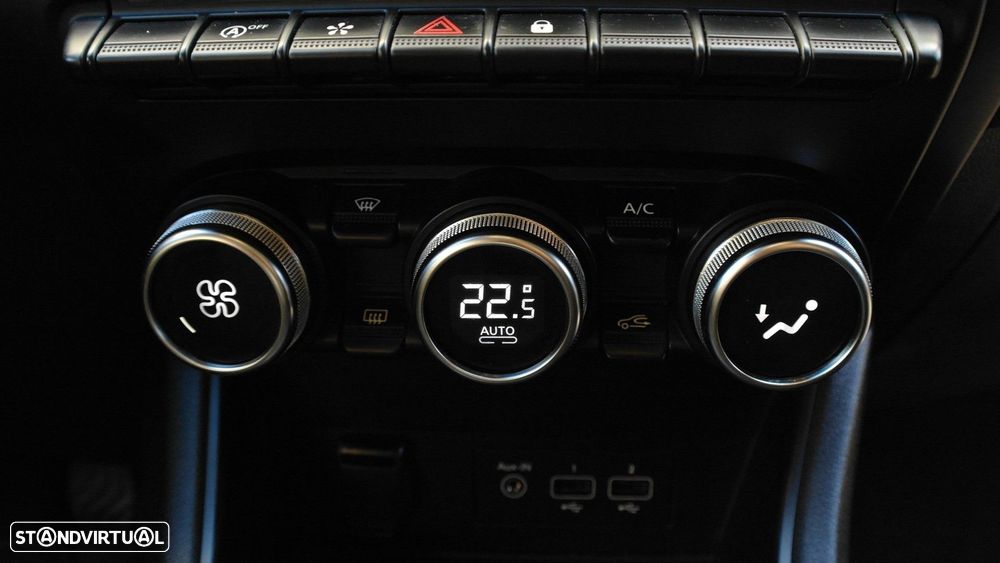 Renault Captur 1.0 TCe Techno - 42