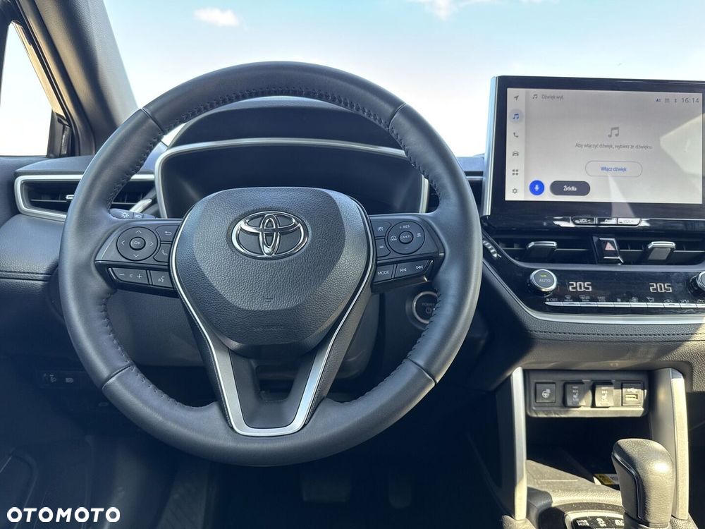 Toyota Corolla Cross - 13