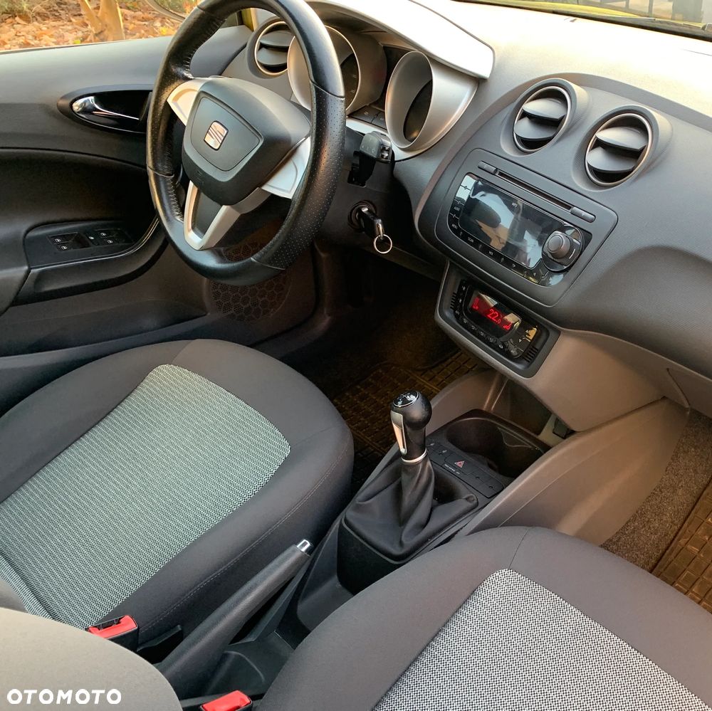 Seat Ibiza 1.6 16V Style - 11
