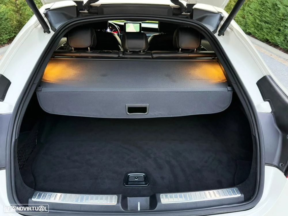 Mercedes-Benz GLC 220 - 25
