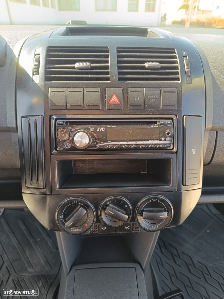 VW Polo 1.4 TDi Trendline - 16