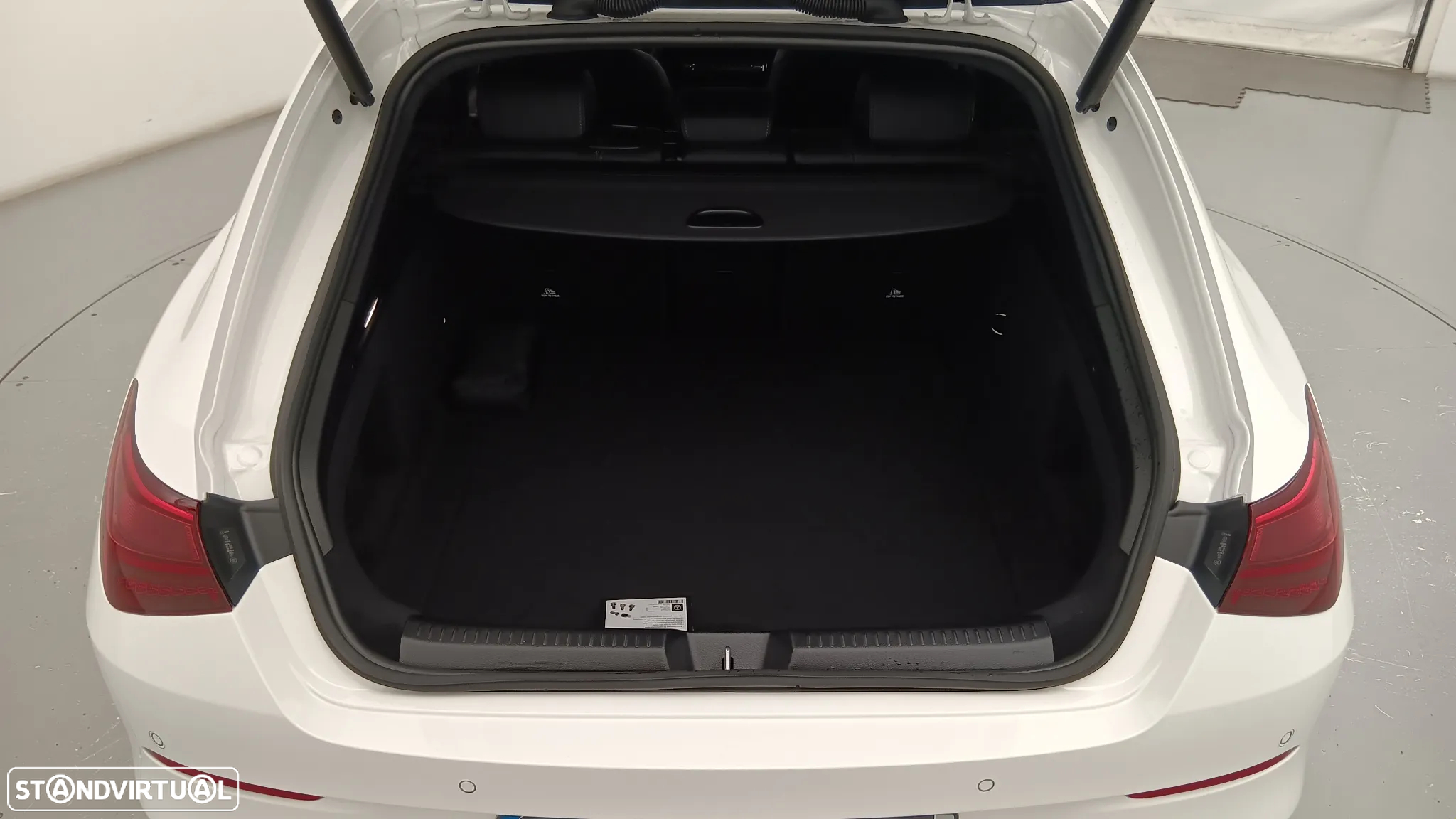 Mercedes-Benz CLA 180 d Shooting Brake Progressive Aut. - 15