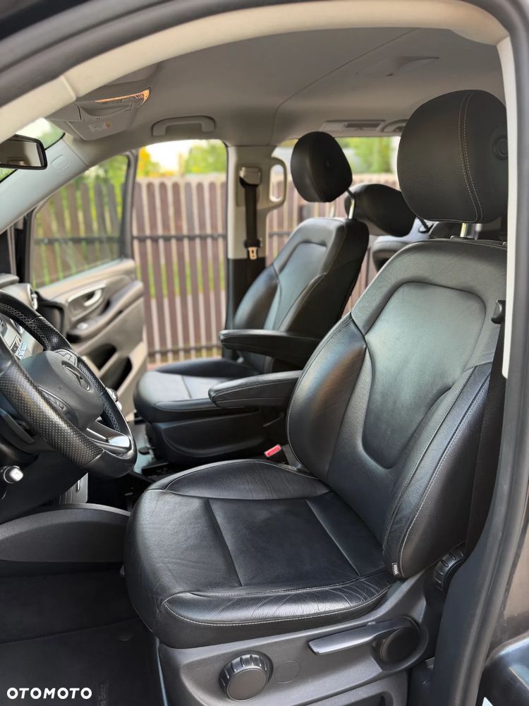 Mercedes-Benz Klasa V 220 (BlueTEC) d extralang 7G-TRONIC - 12