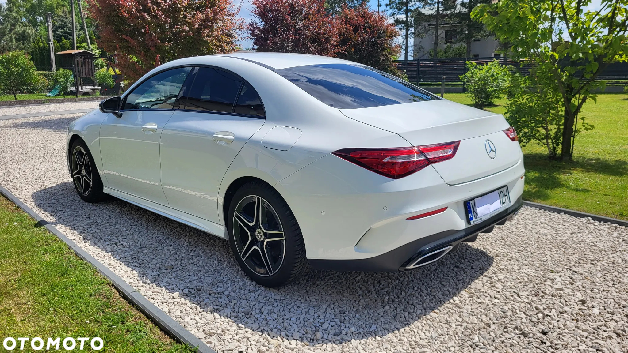 Mercedes-Benz CLA 200 AMG Line - 4