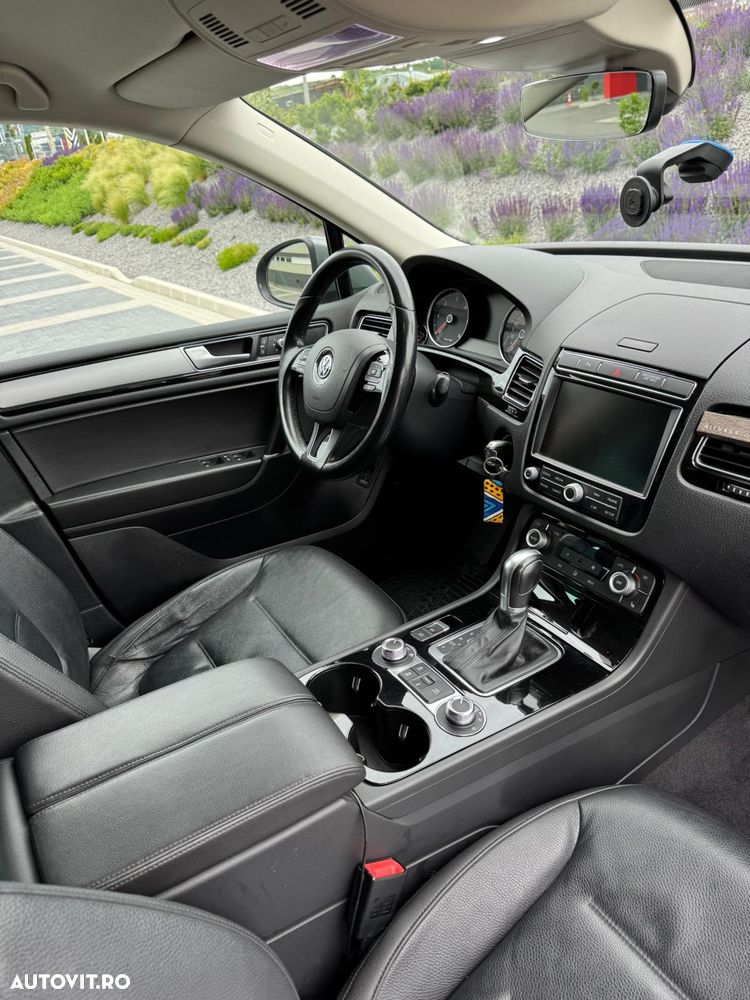 Volkswagen Touareg 3.0 V6 TDI BMT Terrain Tech - 8