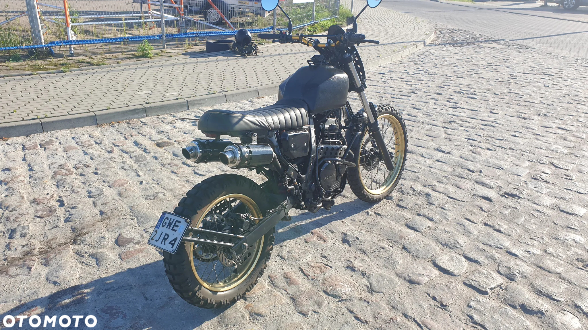 Honda XL - 10