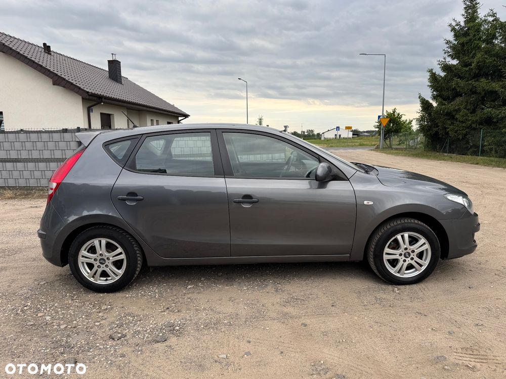Hyundai i30 1.4 Base + EU5 - 8