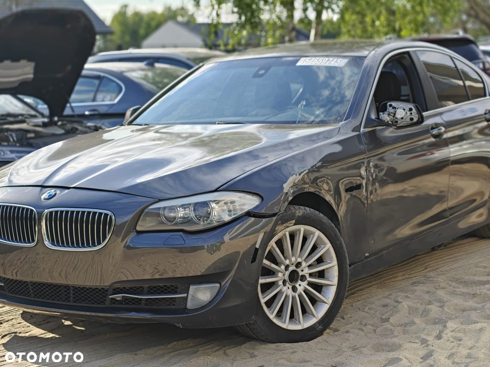 BMW Seria 5 535i Luxury Line - 4