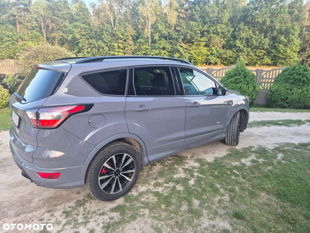 Ford Kuga 2.0 TDCi 4x4 ST-Line - 4
