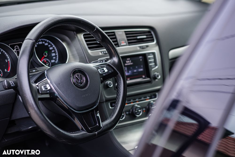 Volkswagen Golf 1.6 TDI BlueMotion Technology DSG Lounge - 10