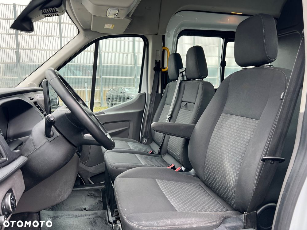 Ford Transit - 23