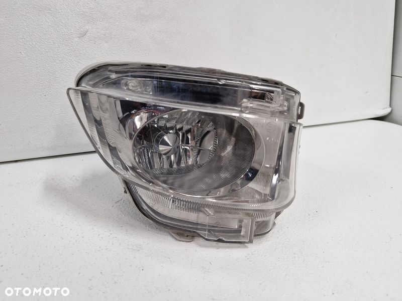 LEXUS LS460 LS IV LIFT LAMPA PRZECIWMGIELNA HALOGEN PRAWY PRZÓD PRZEDNI - 1