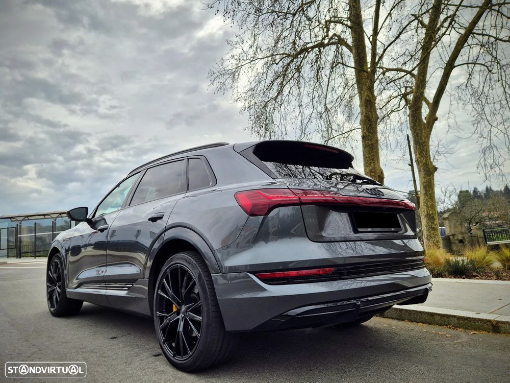 Audi e-tron 50 quattro S line - 6