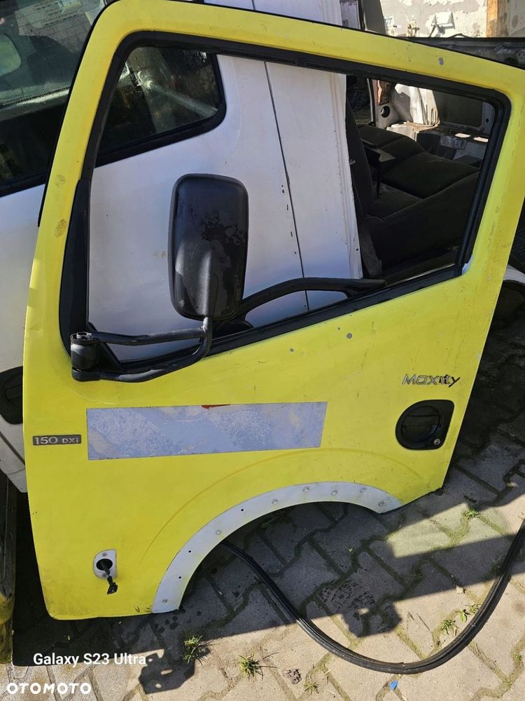 Drzwi lewe Maxity Cabstar 07-23r - 1