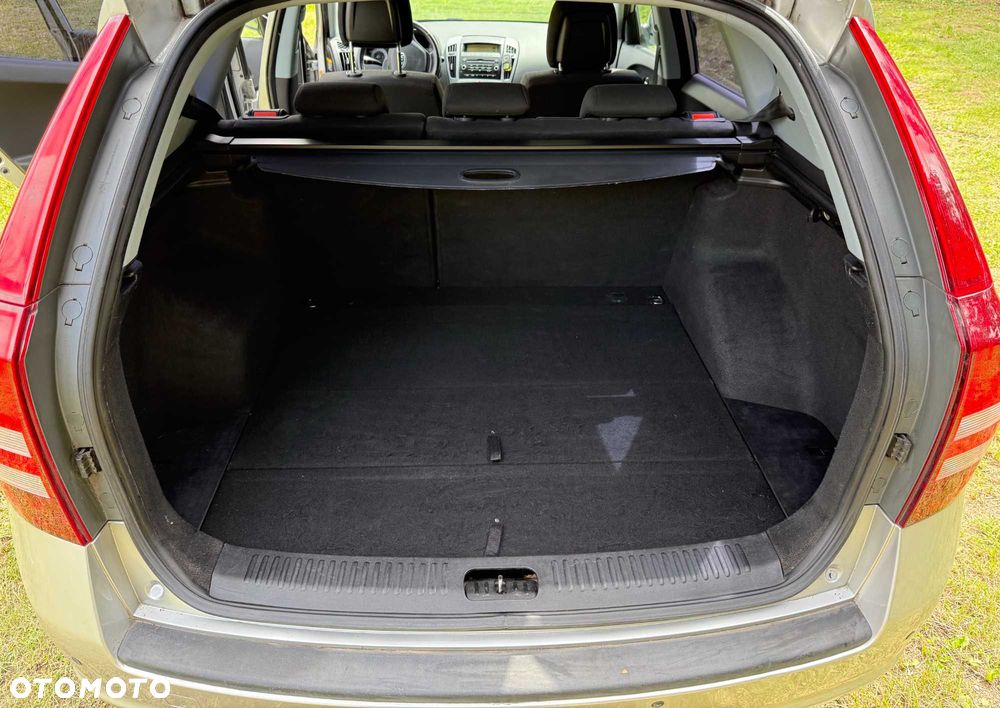 Kia Ceed - 3