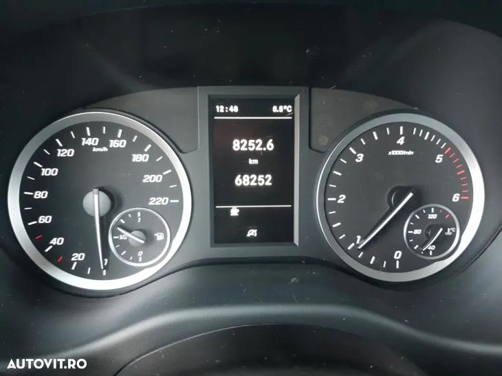 Mercedes-Benz Vito - 11