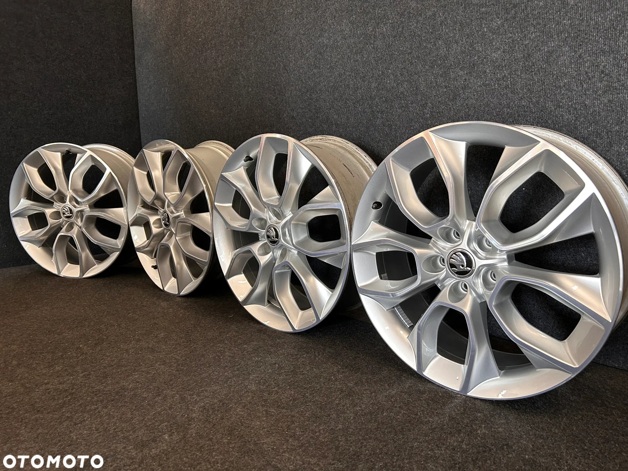 Alufelgi SKODA Kodiaq, Karoq, Superb III, Octavia III 19 cali 5x112 4szt. ładne! - 2