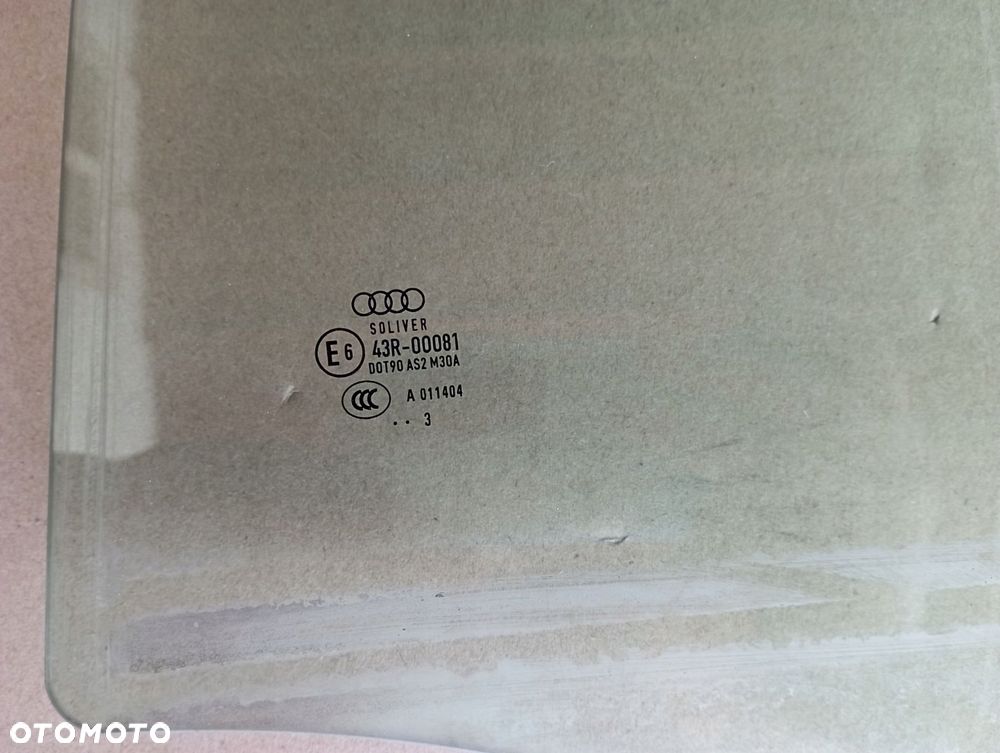 AUDI A1 8X SZYBA DRZWI TYŁ LEWA 5D 10- - 2