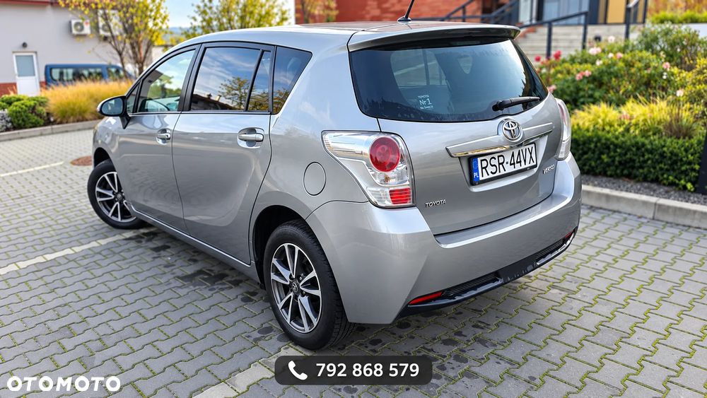 Toyota Verso - 21
