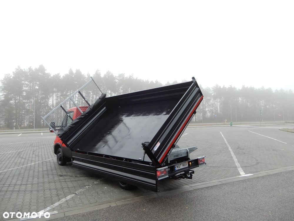 Iveco DAILY 50C18 Wywrotka Kiper Wywrot x 3 Strony 3996 mm Długi 8 E.Palet Renomowanej Firmy RomCar Rozstaw Osi 4100 mm WZMACNIANY HAK 3500 Kg 98 Tys Km Przeb. Stan Auta JAK NOWY POLECAM - 22