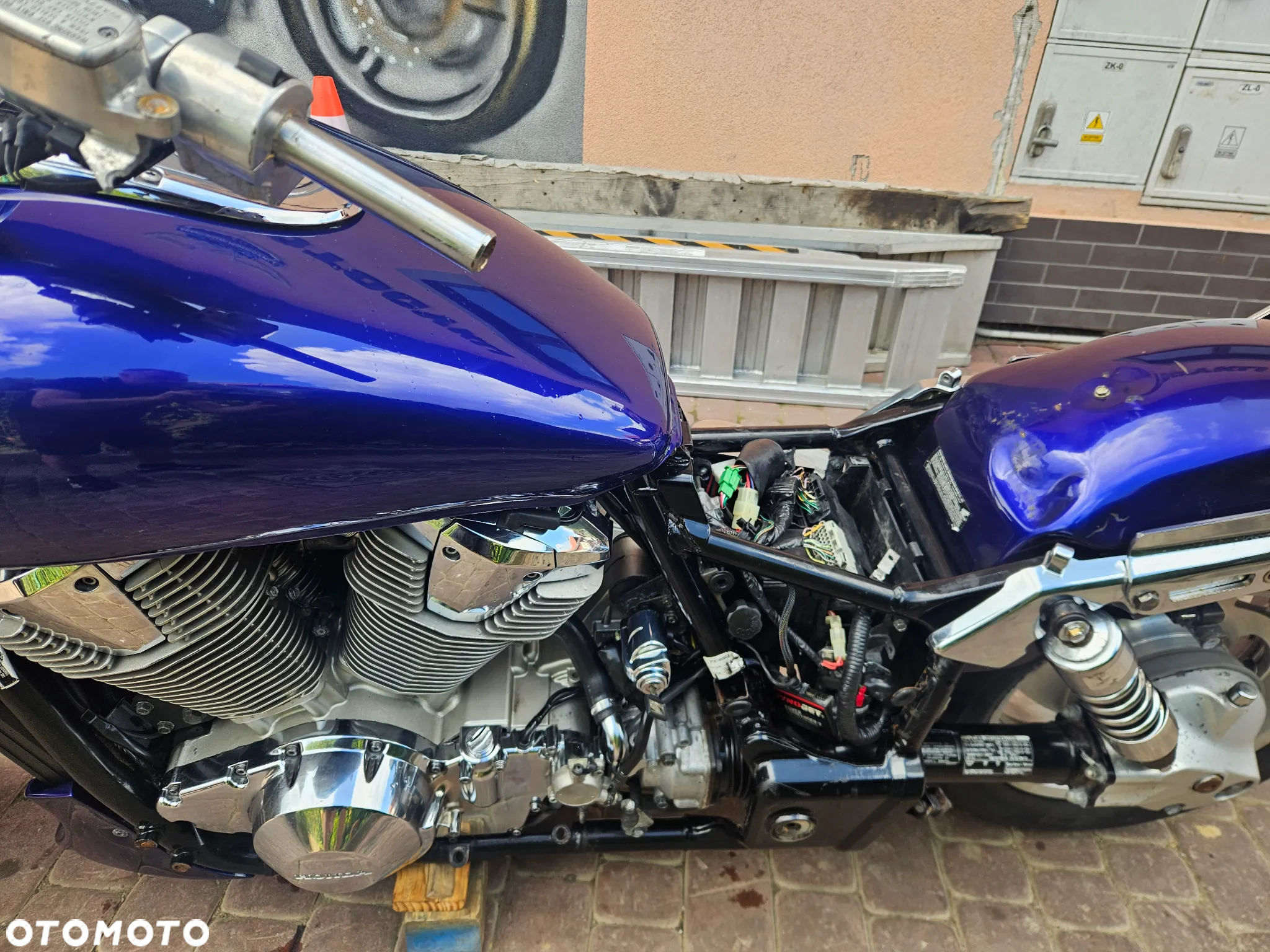 Honda VTX - 16