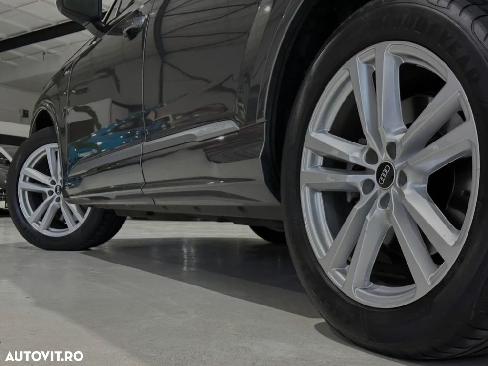 Audi Q7 - 9