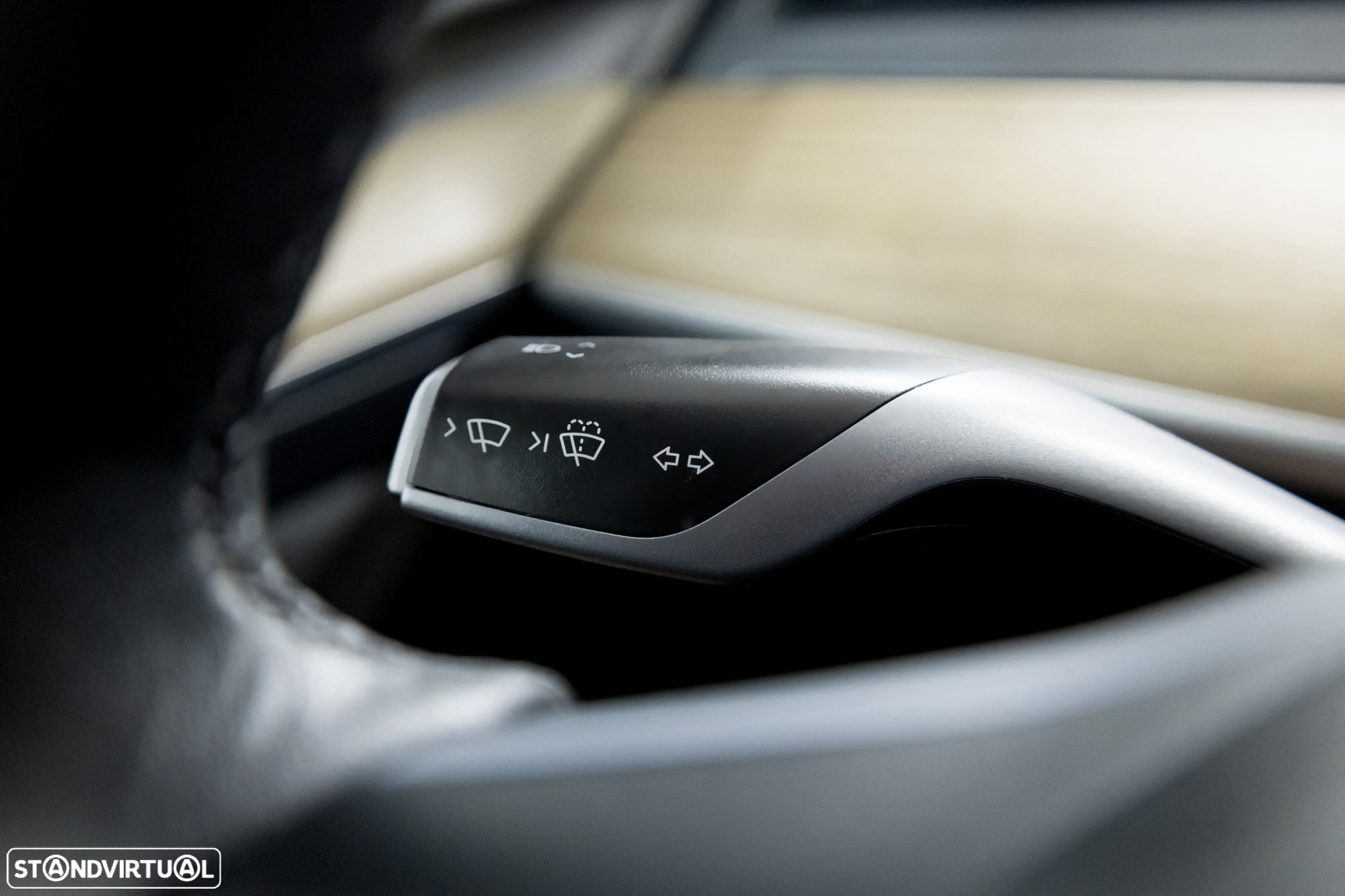 Tesla Model Y Long Range Tração Integral - 10