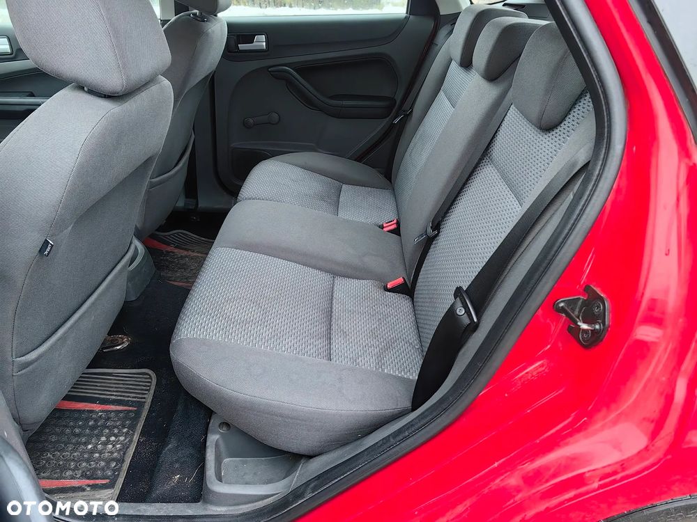 Ford Focus 1.6 TDCi Ambiente - 13