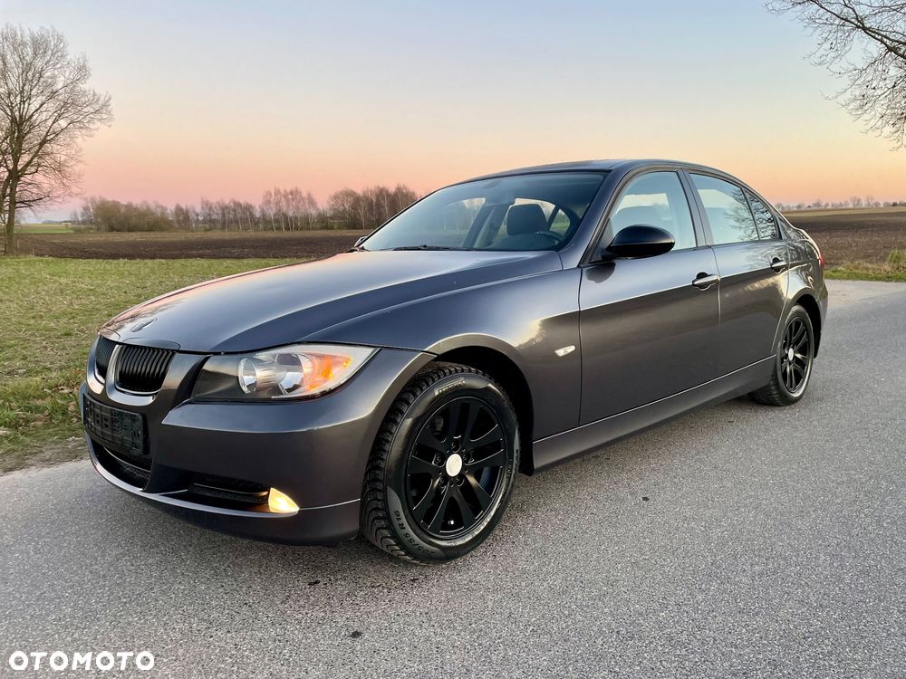 BMW Seria 3 - 1