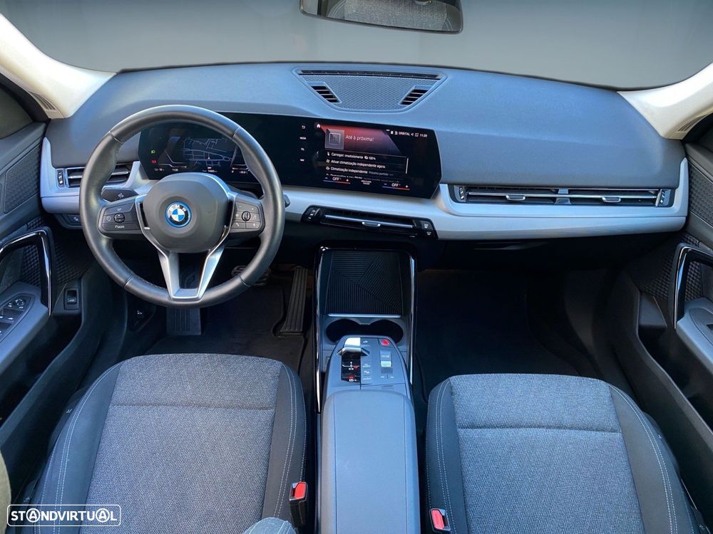 BMW iX1 xDrive30 - 4