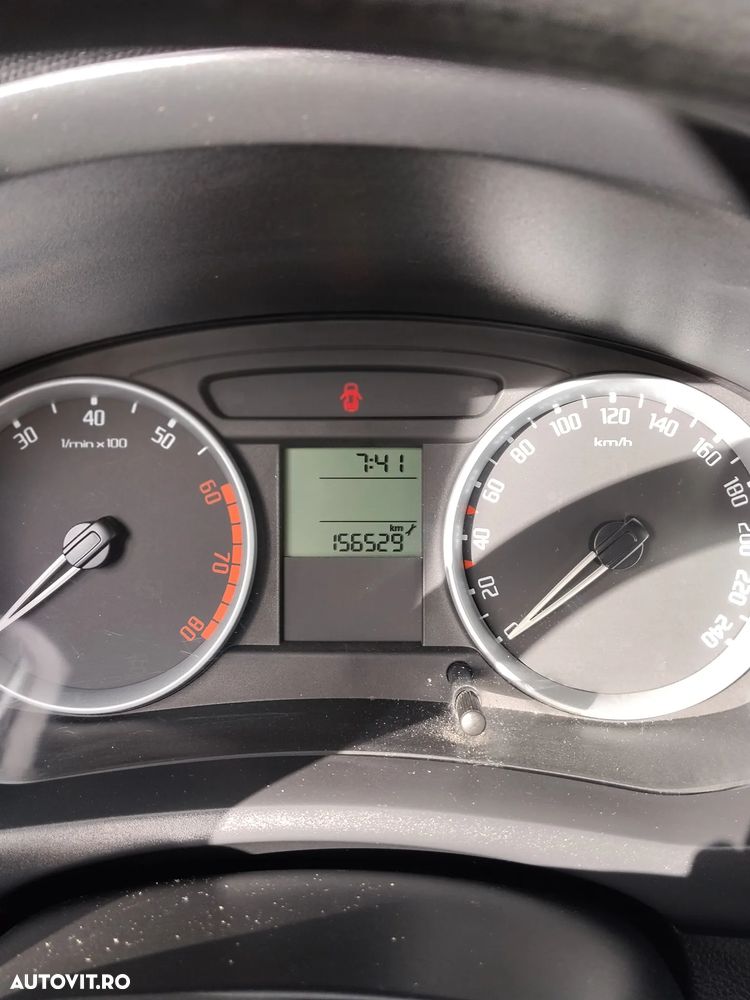 Skoda Fabia - 14