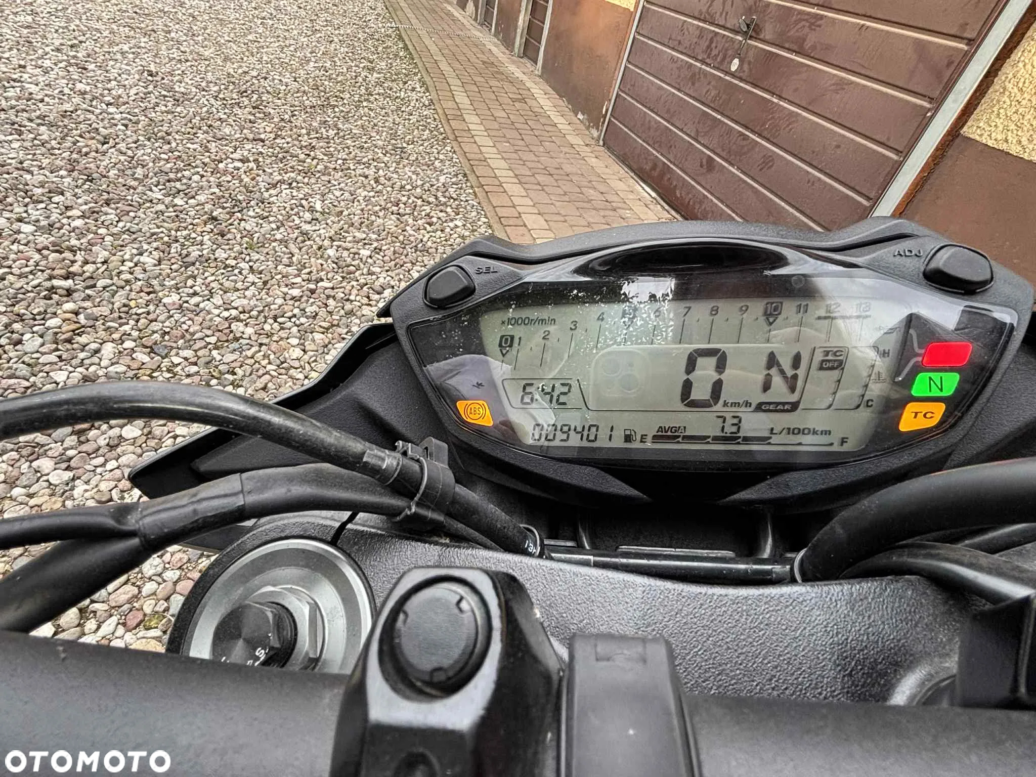 Suzuki GSX - 6