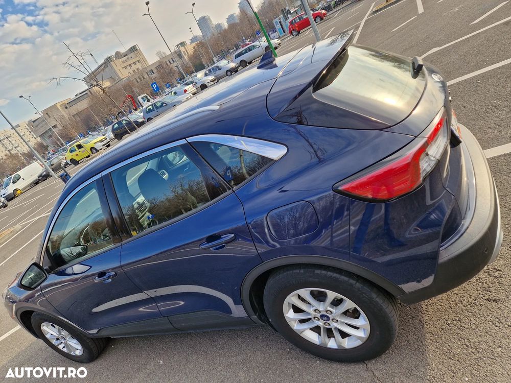 Ford Kuga 1.5 EcoBoost FWD Titanium - 4