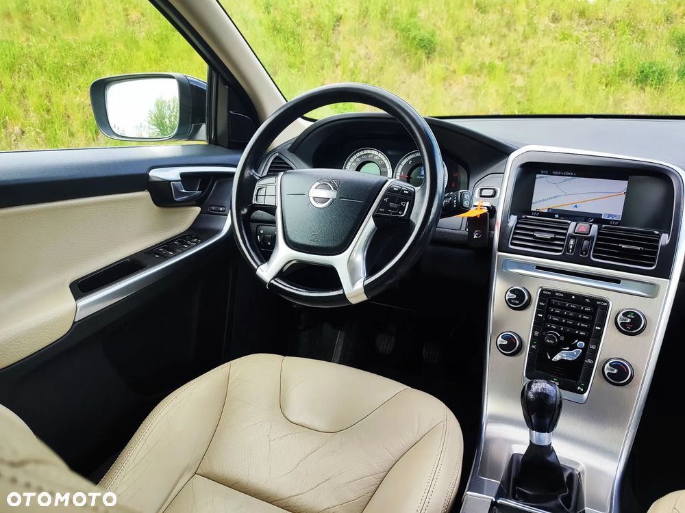 Volvo XC 60 D3 Summum - 32