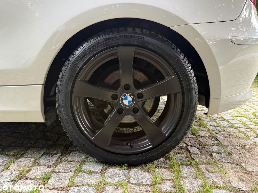BMW Seria 1 - 17