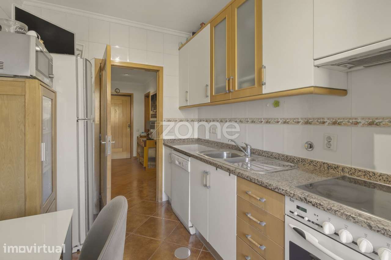 Apartamento T1+1 com metro à porta, Vilar de Andorinho - Grande imagem: 4/15