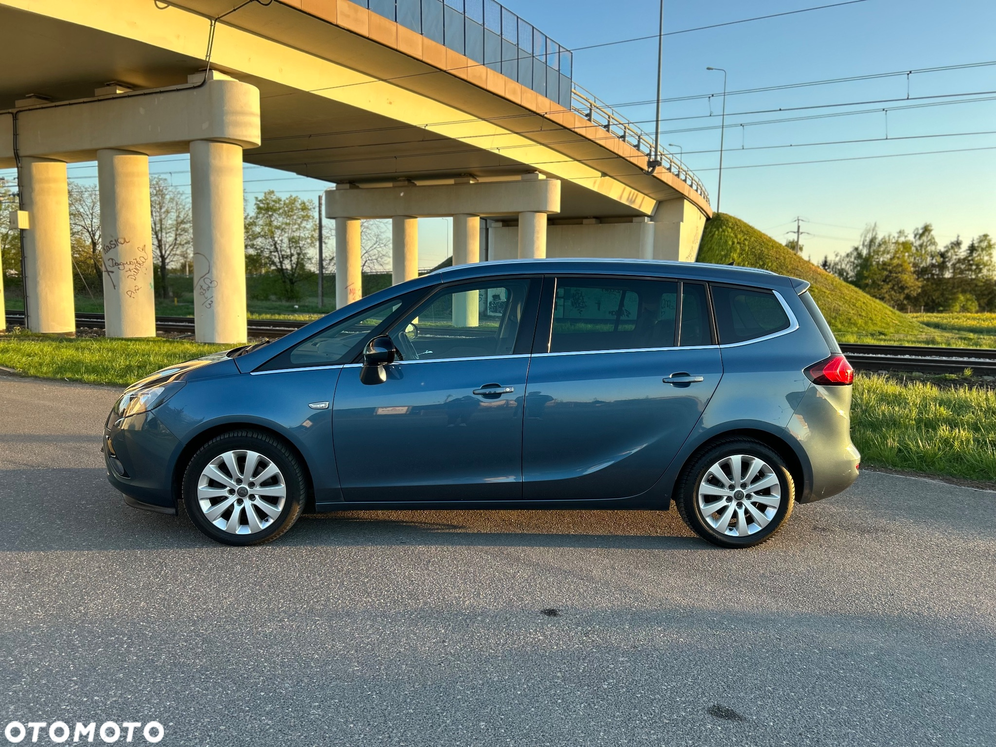 Opel Zafira - 8