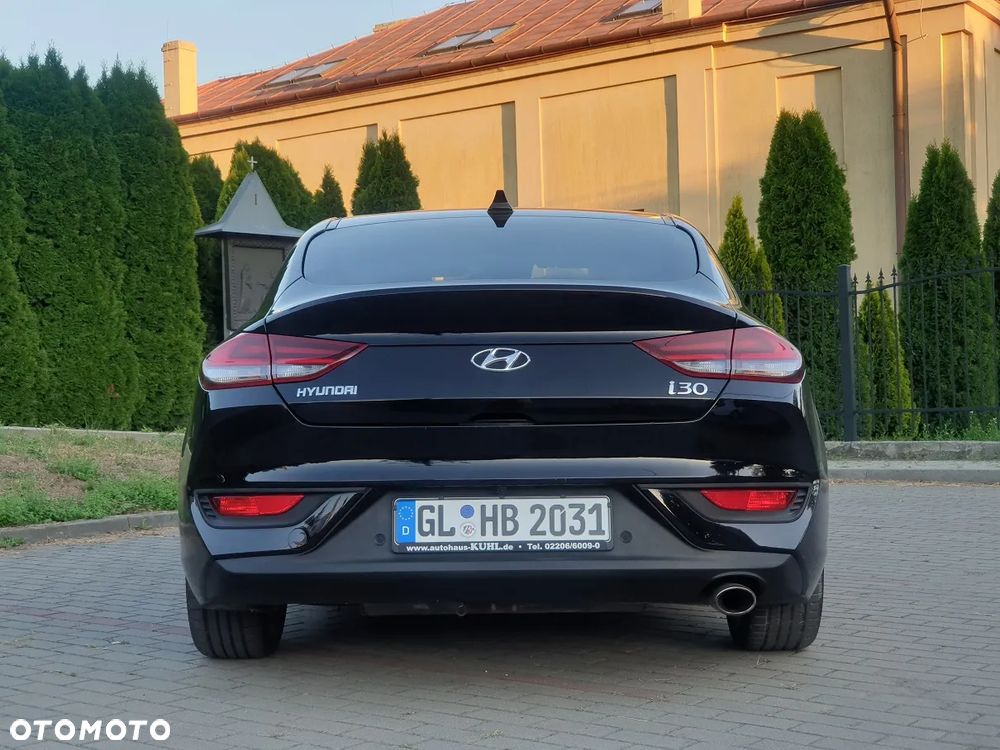 Hyundai i30 1.4 T-GDI Premiere Style - 10
