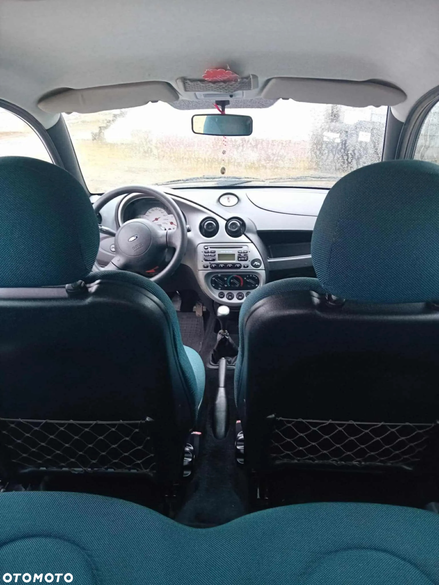 Ford KA 1.3 - 13