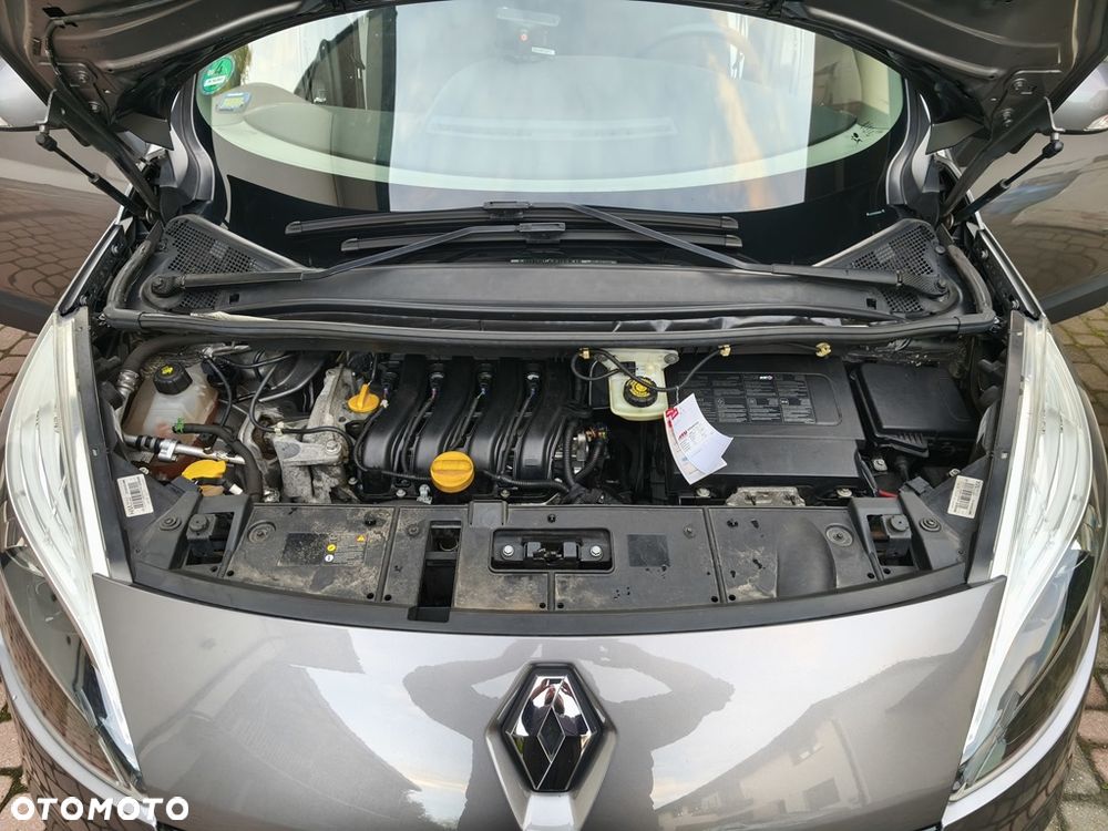 Renault Scenic 1.6 16V 110 TomTom Edition - 26