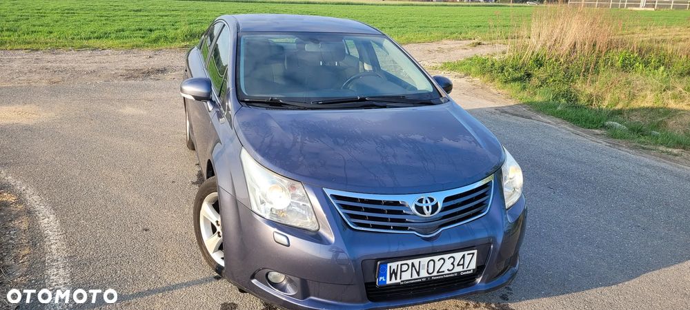 Toyota Avensis 1.8 Sol - 1