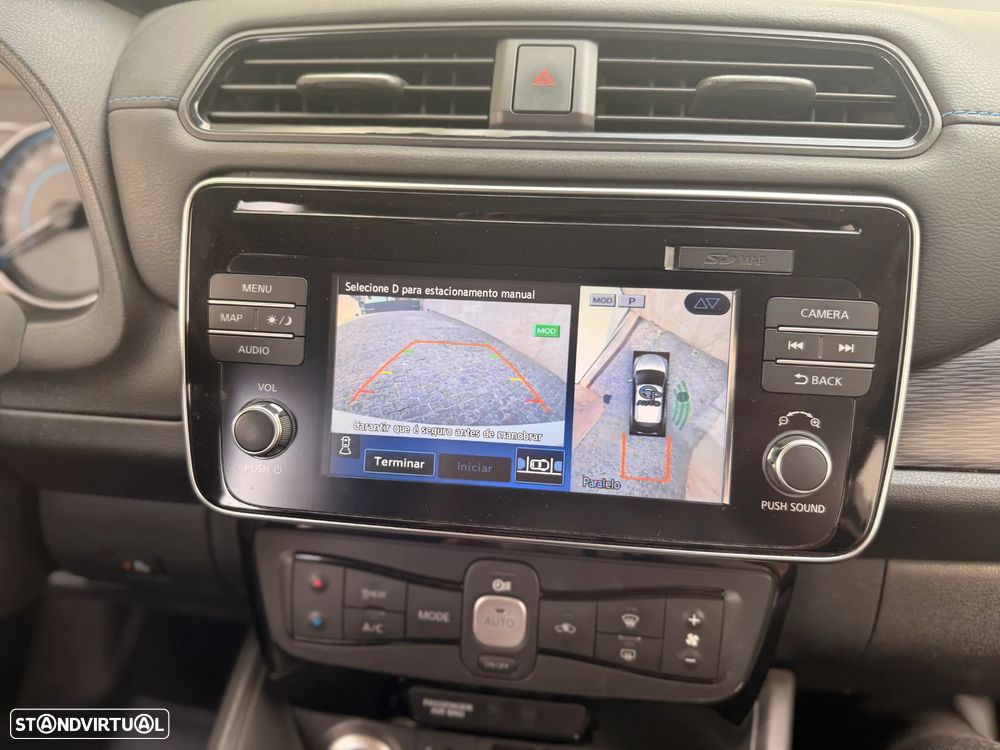 Nissan Leaf N-Connecta - 25