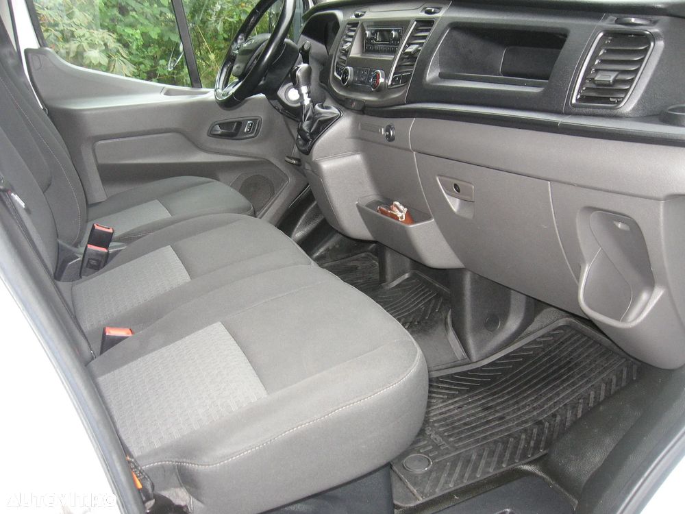 Ford Transit - 9