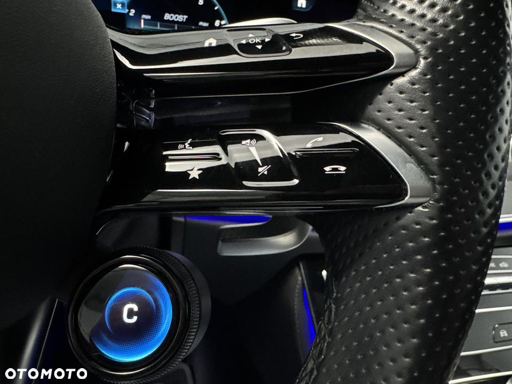 Mercedes-Benz Klasa E AMG 53 4-Matic+ 9G-TRONIC - 16